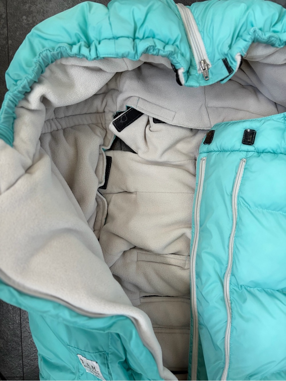 Winter stroller cover - Puffer Baby Bunting - Insulated Hooded Stroller Blanket - Picture 4 of 5